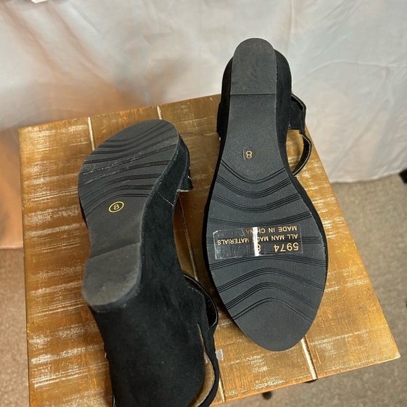 Zoey Wedge  Black Dress Shoes - Picture 3 of 4